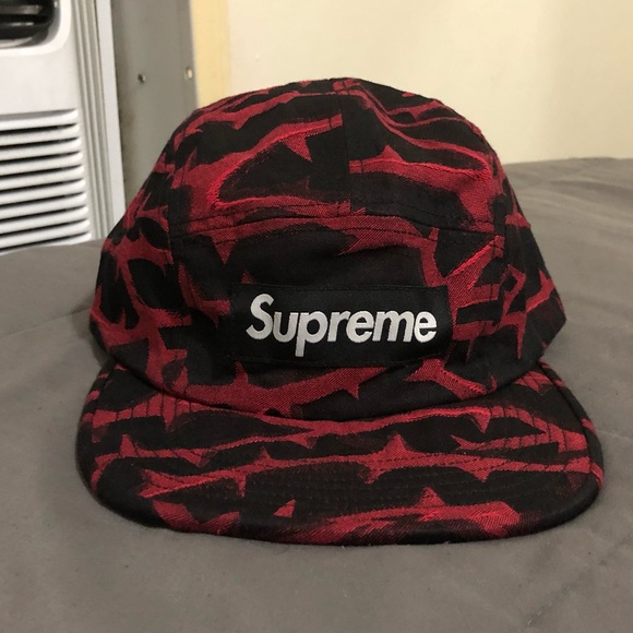 Supreme - Picture 2 of 4